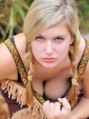 Danielle plays with her pussy outside